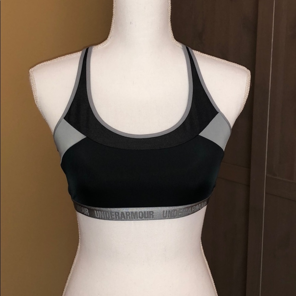 UA sports bra